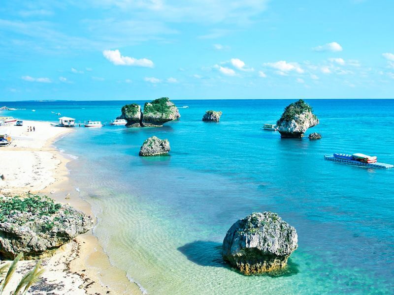 Okinawa Southern Bus Day Tour | Cape Chinen & Gyokusendo Cave & Shinbaru Beach | Glass Boat Available | iias/Senagajima "Happy Pancake" Reservation Service - What makes this southern Okinawa tour worth considering