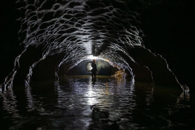 Okohua Glowworm Cave Adventure - FAQs