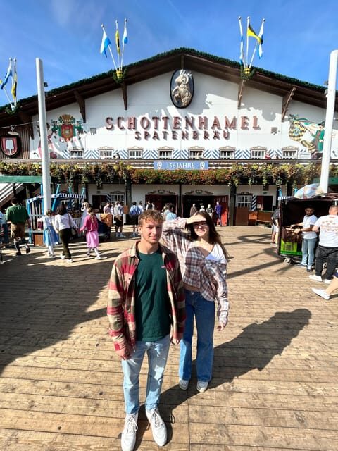 Oktoberfest Tour and Table Reservation at a Major Tent - Key Points
