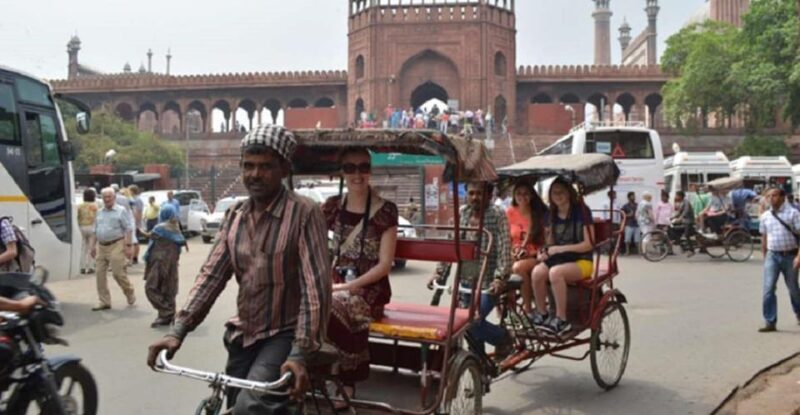 Old Delhi: 3-Hour Tuk-Tuk/Rickshaw Tour - Exploring Old Delhi by Tuk-Tuk: A Practical Guide
