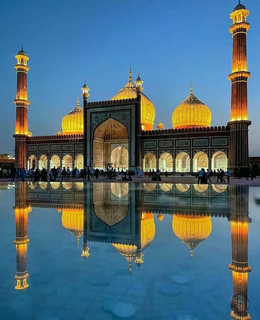 Old Delhi Famous Private Street Food Tour With Tuk-Tuk - Key Points