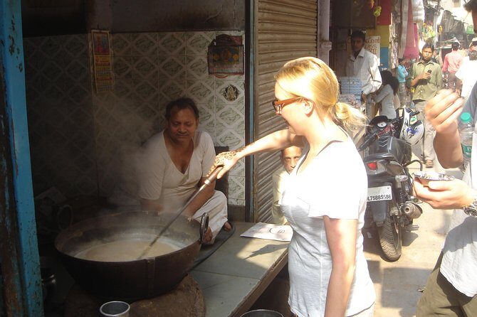 Old Delhi Food, Heritage&Cultural Walk with Rickshaw ride to Masterji Kee Haveli - Key Points