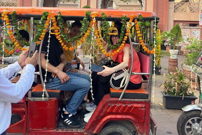 Old Delhi heritage walk with a local - Khari Baoli: Asia’s Largest Spice Market
