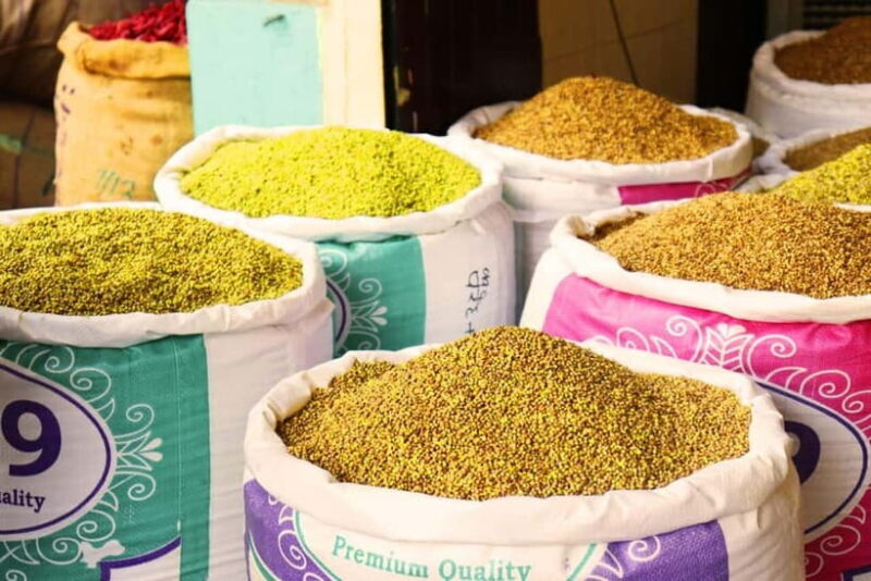 Old Delhi Temples and Spice Market Tour - Exploring Old Delhis Heart: A Guided Walk into Culture and History