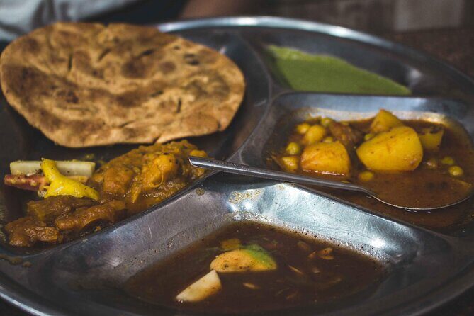 Old Delhi Walk, Jama Masjid, Spice Market, Sikh Temple & Rickshaw Ride - FAQ