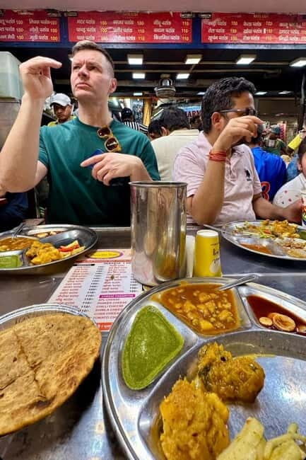 Old Delhi: Walking Tour with Chandni Chowk, Food & Rickshaw - Key Points