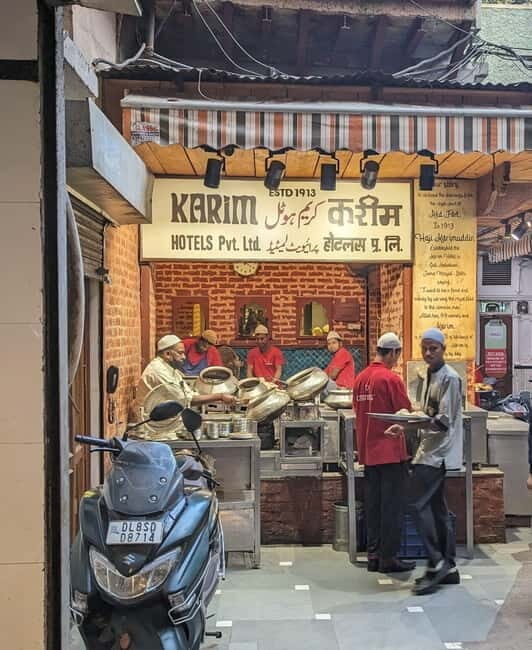 Old Delhi's Timeless Treasures - Cultures, Bazaars & Beyond - A Feast for the Senses: Culinary Delights