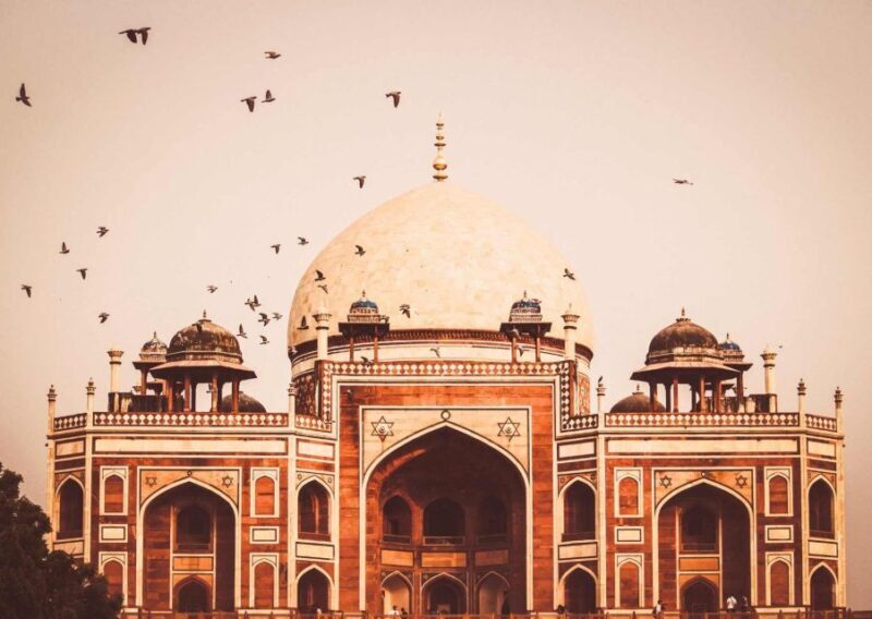 Old & New Delhi: Private Guided City Tour by Car with Snacks - FAQ