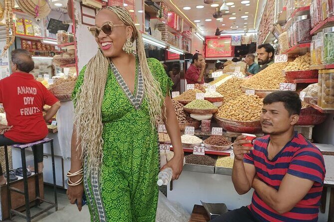 Old & New Delhi Private Tour - Female Guide & Rickshaw - Key Points