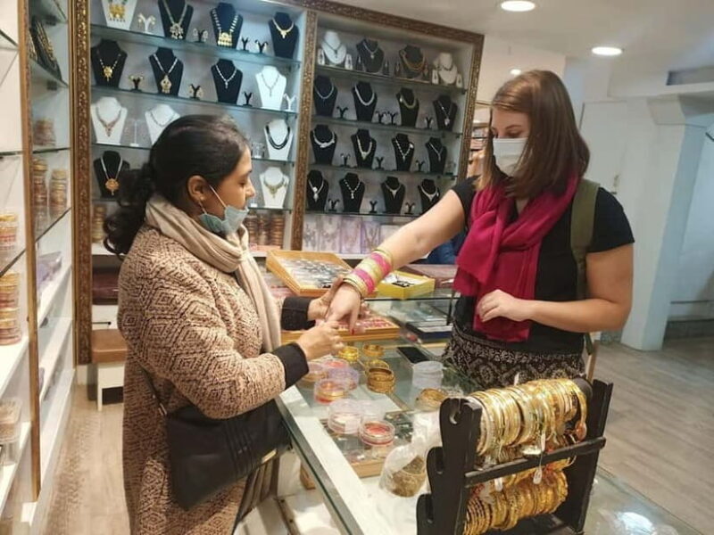 Old & New Delhi Shopping Tour with Female Consultant - Why This Tour Offers Great Value