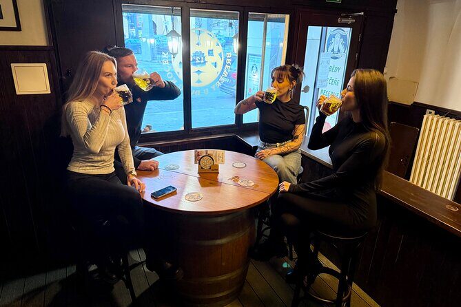 Old Prague pubs tour. Beer and dinner included! - Key Points