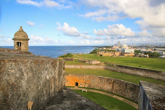 Old San Juan Walking Tour with Fort: 8+ people group - A Deep Dive into the Old San Juan Walking Tour