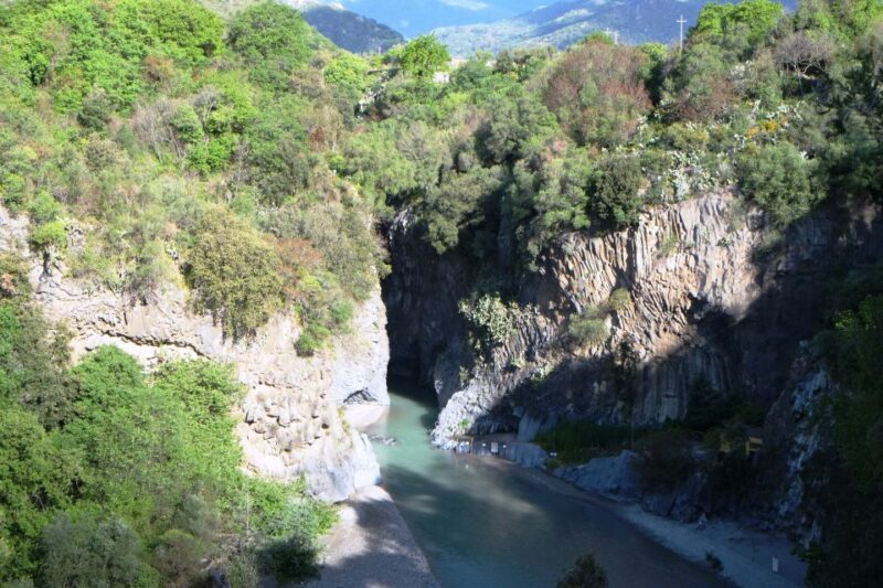 Old Sicily and Etna wine tasting tour from Taormina - Who Should Consider This Tour?