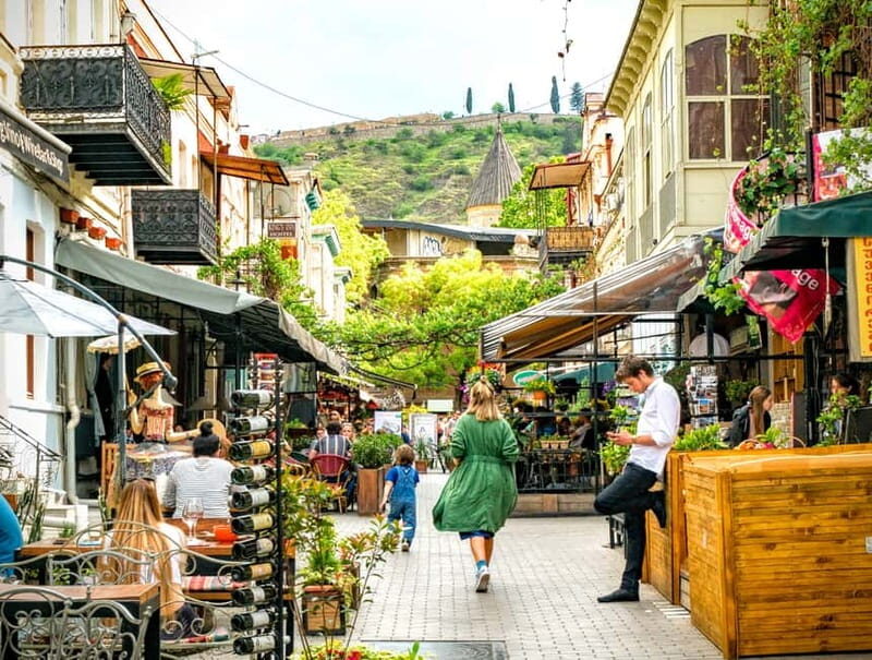 Old Tbilisi Highlights Walking Tour with Wine & 10 Tastings - What Travelers Say