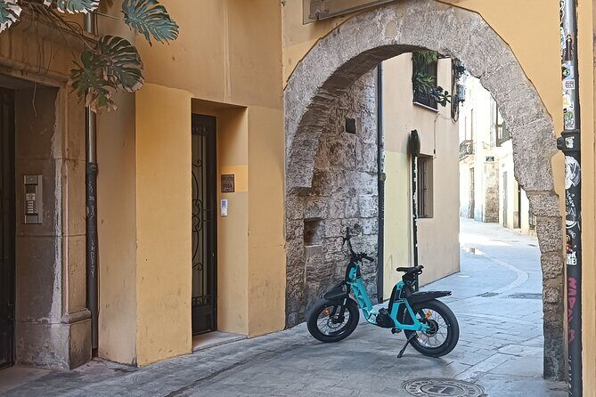 Old Town to Modern Marvels "Premium EBike Yamaha" (From 28,00) - Key Points