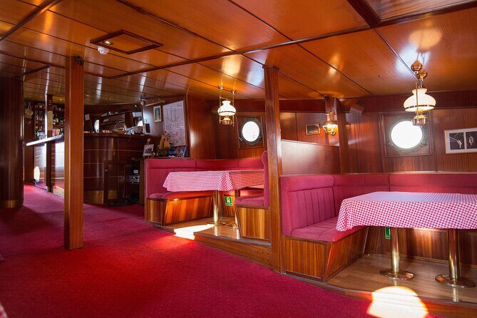 Old Town Walking Tour and Cruise with Karaka - FAQ