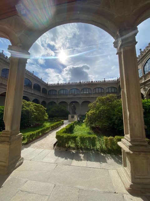 Old town walking tour in a small group - In-Depth: Why This Tour is a Great Choice