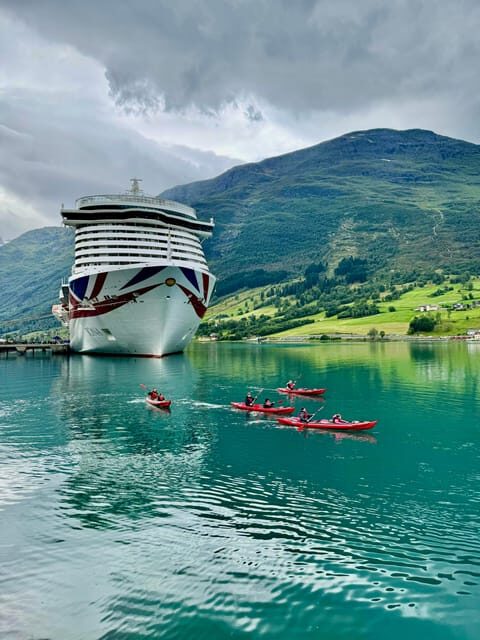 Olden: Experience Beginner-friendly Fjord Kayaking - An In-Depth Look at the Fjord Kayaking Tour in Olden