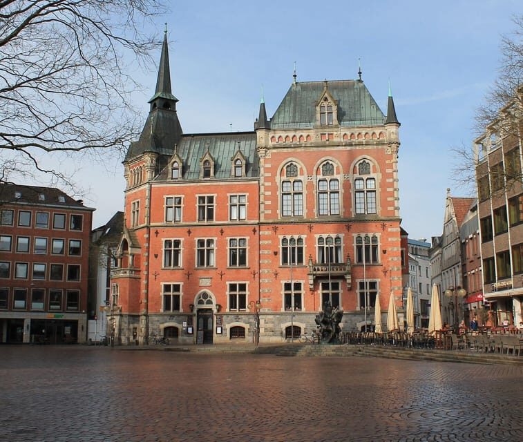 Oldenburg Private Guided Walking Tour - Key Points