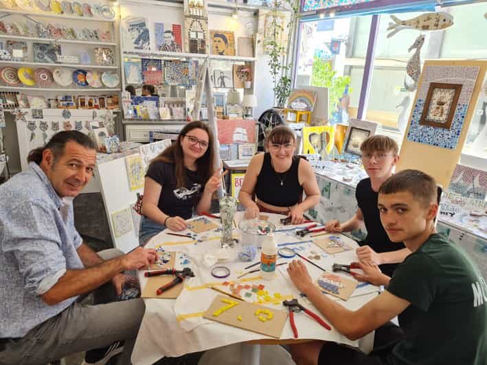 Olhão: Art Mosaic 2 hours Workshop by MosaicOlhão - The Artistic and Cultural Context