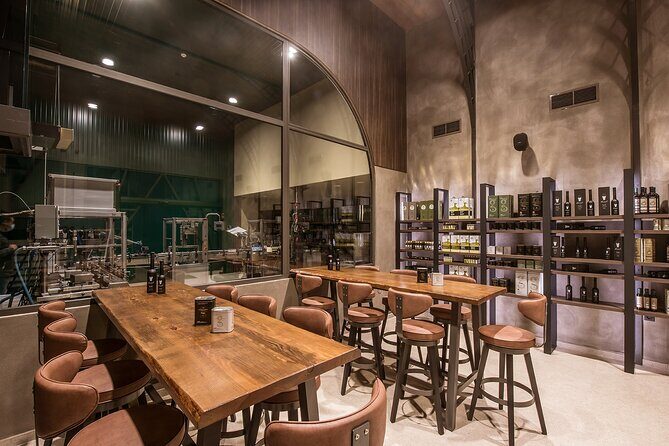 Olive Oil Tasting in Crete - A Deep Look at the Olive Oil Tasting Experience