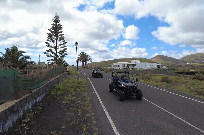 On-Road Guided Buggy Volcano Ride in Lanzarote - Setting the Scene: Lanzarote’s Volcanic Landscape