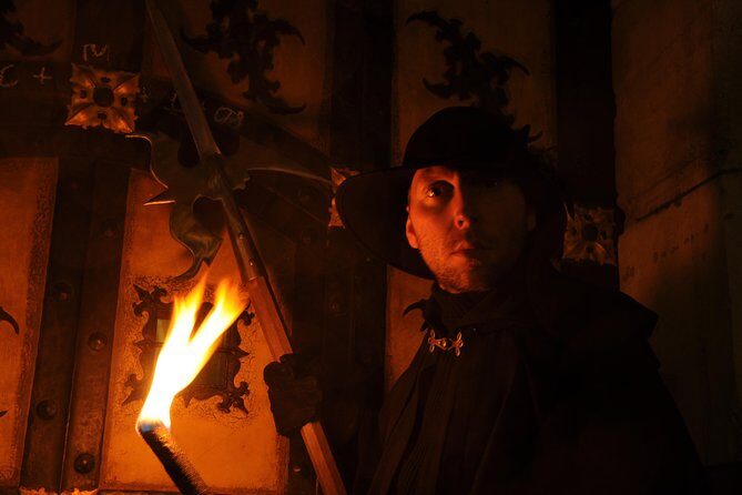 On the road with the night watchman - In-Depth Review of the Munich Night Watchman Tour
