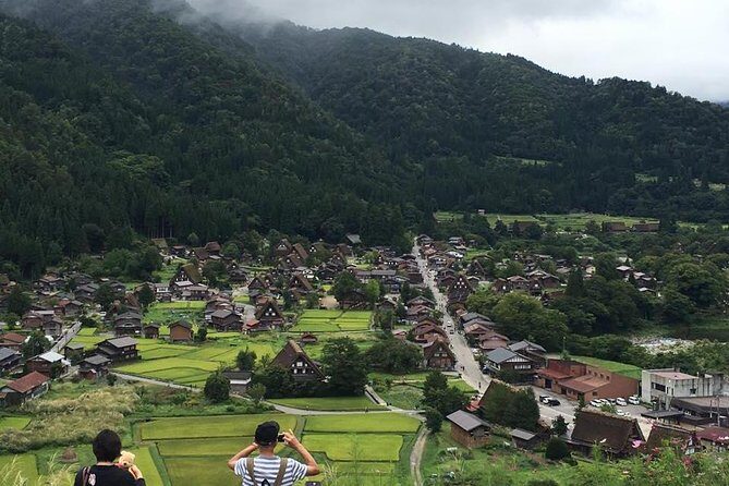 [One-day bus tour departing from Kanazawa Station] Shirakawa-go and Gokayama - Two World Heritage Villages Enjoyable Bus Tour - Discovering Shirakawa-go and Gokayama in a Day: A Practical Guide to the Kanazawa Heritage Tour