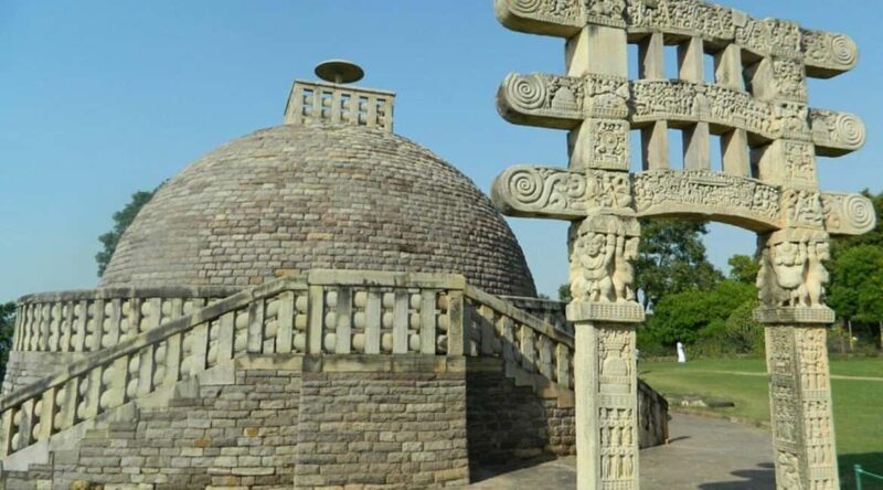 One-Day Heritage Tour to Sanchi and Udayagiri from Bhopal - Sanchi Stupa: The Heart of Buddhist Heritage