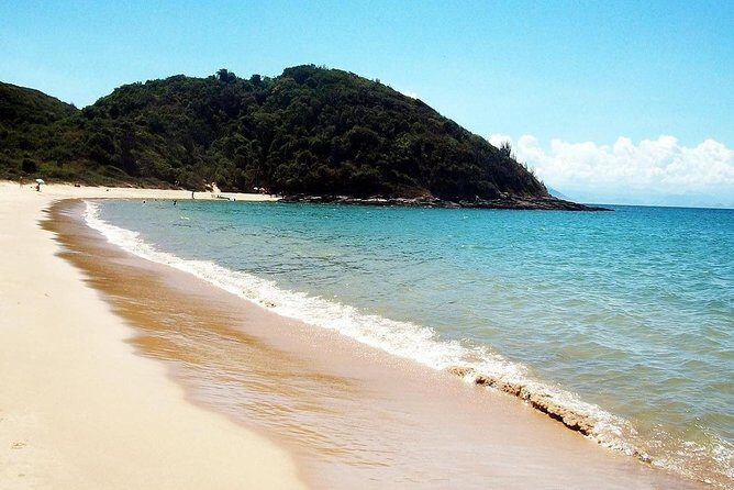 One Day in Búzios + Boat Trip + Lunch - Key Points