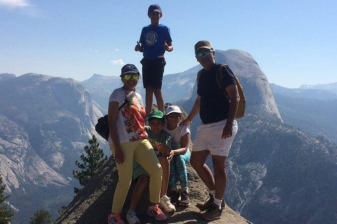 One Day In Yosemite Private Tour:Yosemite Valley, Glacier Point & Giant Sequoias - Key Points