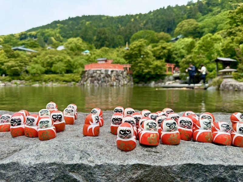 One-Day Influencer Spot Tour: Katsuoji Temple Daruma, Arashiyama Togetsukyo Bamboo Forest & Kiyomizu-dera Ancient Capital Stroll (Departing from Osaka) - What the price includes, and what it does not