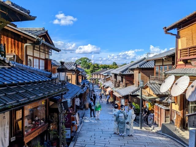 One-Day Influencer Spot Tour: Katsuoji Temple Daruma, Arashiyama Togetsukyo Bamboo Forest & Kiyomizu-dera Ancient Capital Stroll (Departing from Osaka) - Should you book it?