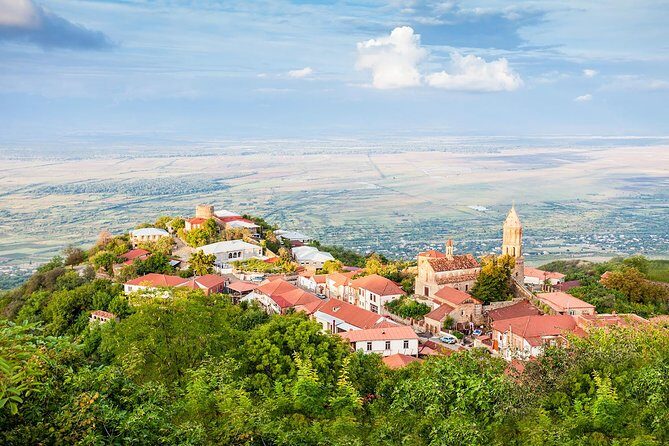 One Day Kakheti Tour With Love in The Air - An Authentic Day in Georgia’s Kakheti: Exploring History, Love, and Local Flavors
