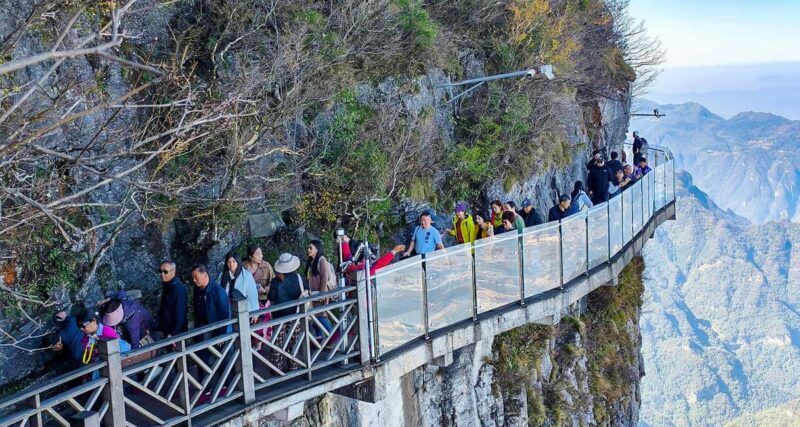 One Day Mini Group Tour to Glass Bridge and Tianmen Mountain - Exploring Zhangjiajie’s Iconic Landmarks in Style
