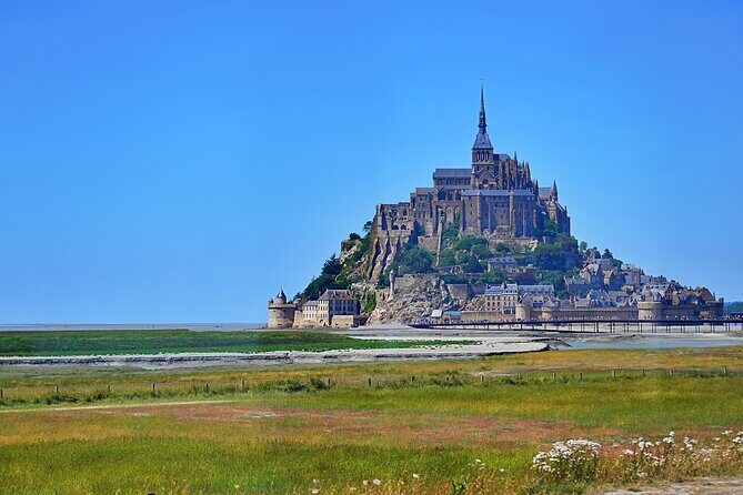 One Day Mont-Saint-Michel and Landing Beaches Tour - Exploring Normandy in a Single Day: What You Can Expect