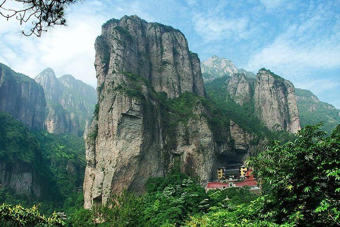One day private tour to Wenzhou Yandang Mountain World Geopark with Lunch - An In-Depth Look at the Yandang Mountain Day Tour