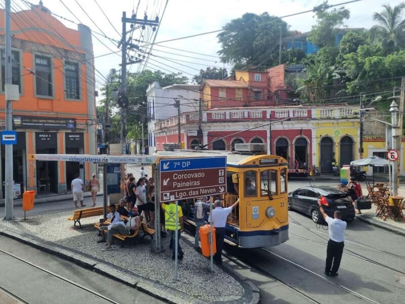 One day Rio's Bests: Favelas, Christ, SugarLoaf, Selarón... - Key Points