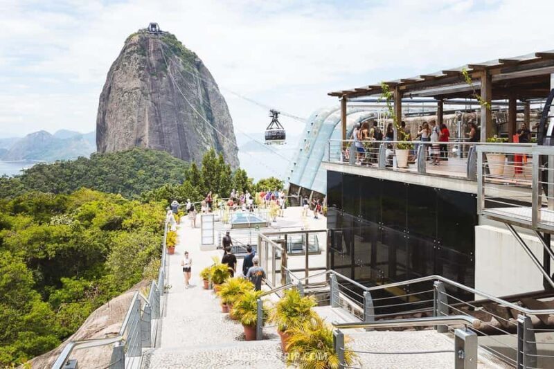 One day Rio's Bests: Favelas, Christ, SugarLoaf, Selarón... - FAQs