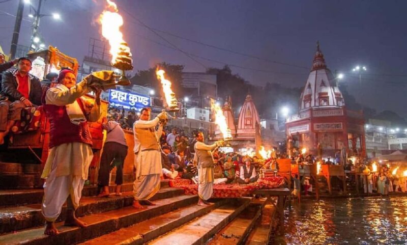 One Day Spiritual Haridwar, Rishikesh Tour from Delhi by Car - First Stop: Har Ki Pauri and Haridwar’s Sacred Ghats