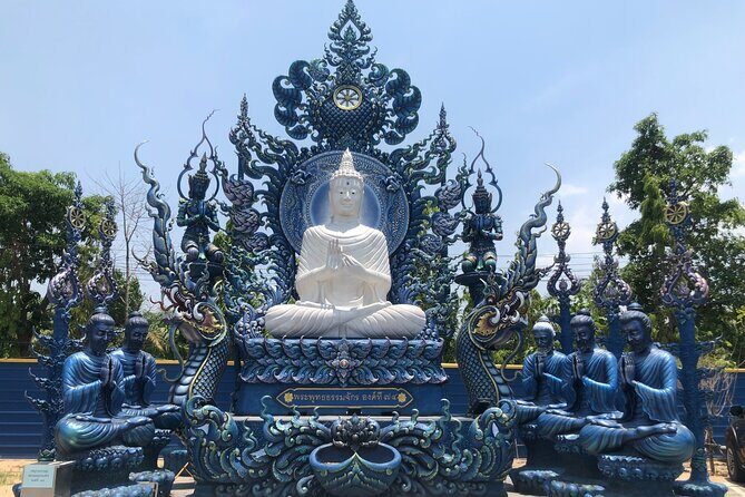 One Day Tour Chiang Rai(White Temple , Blue Temple, Black House) Private Tour - FAQ