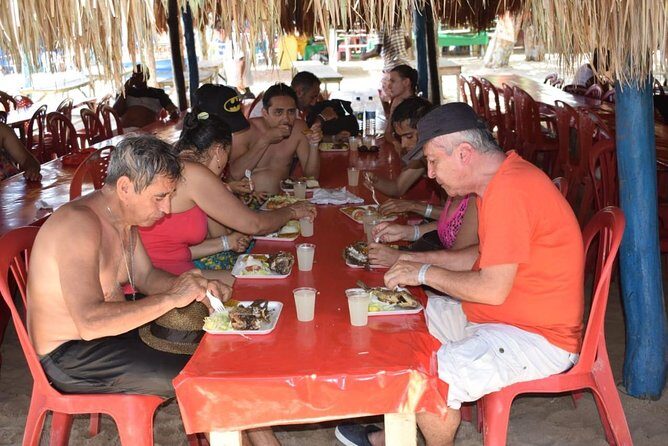 One-day tour to Playa Blanca by land Popular sector - FAQs