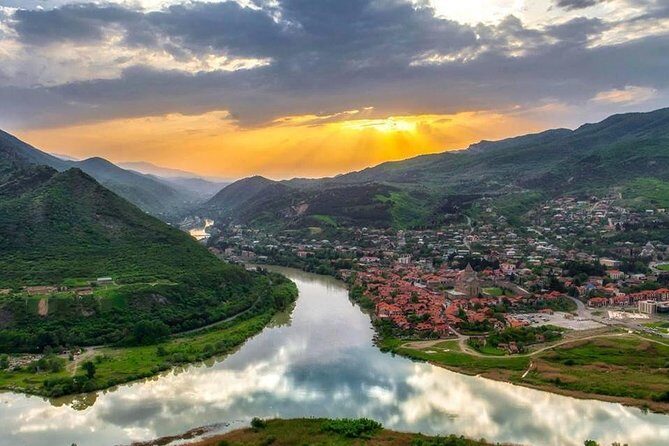 One Day Tour to Tbilisi and Mtskheta - Exploring Tbilisi and Mtskheta in One Day