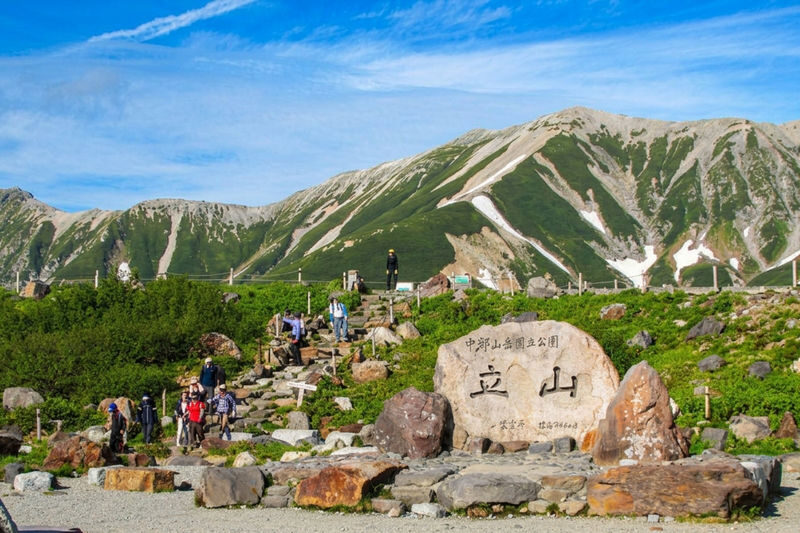 One-day tour to the Tateyama Kurobe Alpine Route from Kanazawa - Who will enjoy this day