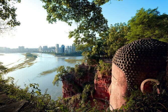 One Day Trip to Chengdu Panda Base and Leshan Buddha Tour - Discover Chengdu’s Top Sights on a Private Day Trip