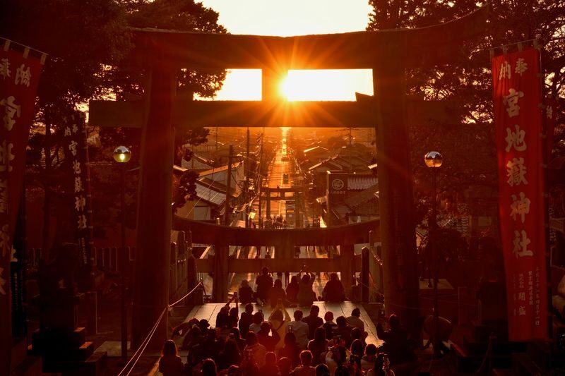 One-Day Trip to Kitakyushu: Kawachi Wisteria Garden (Seasonal), Kokura Castle Garden, Uminonakamichi Seaside Park, Miyajidake Shrines Road of Light, and THE OUTLETS Kitakyushu | Departure from Fukuoka/Hakata - What the transport and guide support are worth