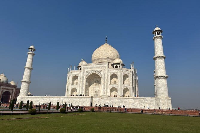 One Epic Day! Taj Mahal day Trip from Delhi by Private Car - Who Should Consider This Tour?