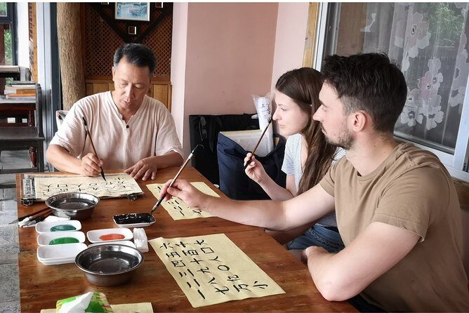 One Hour Chinese Calligraphy or Painting Lessons in Your Yangshuo Hotel - Key Points