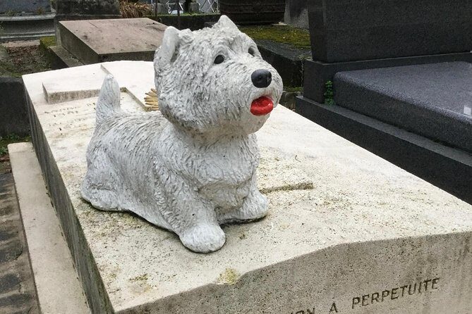 One Hour Père Lachaise Cemetery: A Self-guided Audio Tour - Practical Tips and Considerations