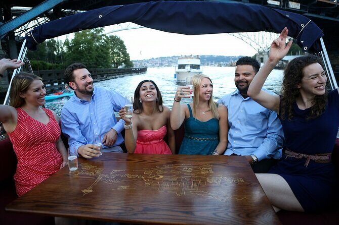 One Hour Social Sightseeing Cruise - BYOB! - A Fun and Personal Window into Seattle: The One Hour Social Sightseeing Cruise